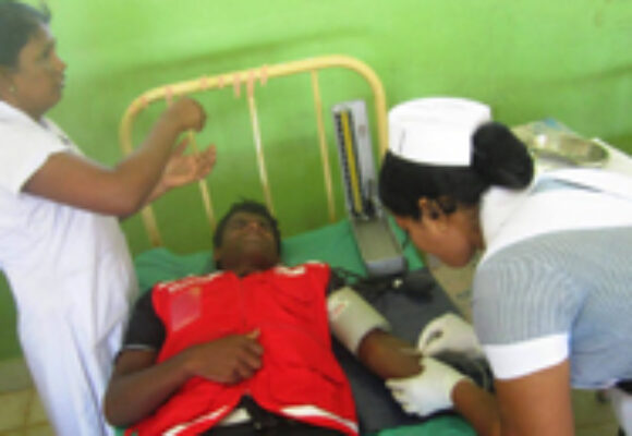 Blood donation for World Red Cross Day 2013