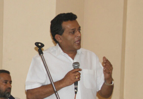 Disaster Response Units of Red Cross standing by to assist in case weather worsens