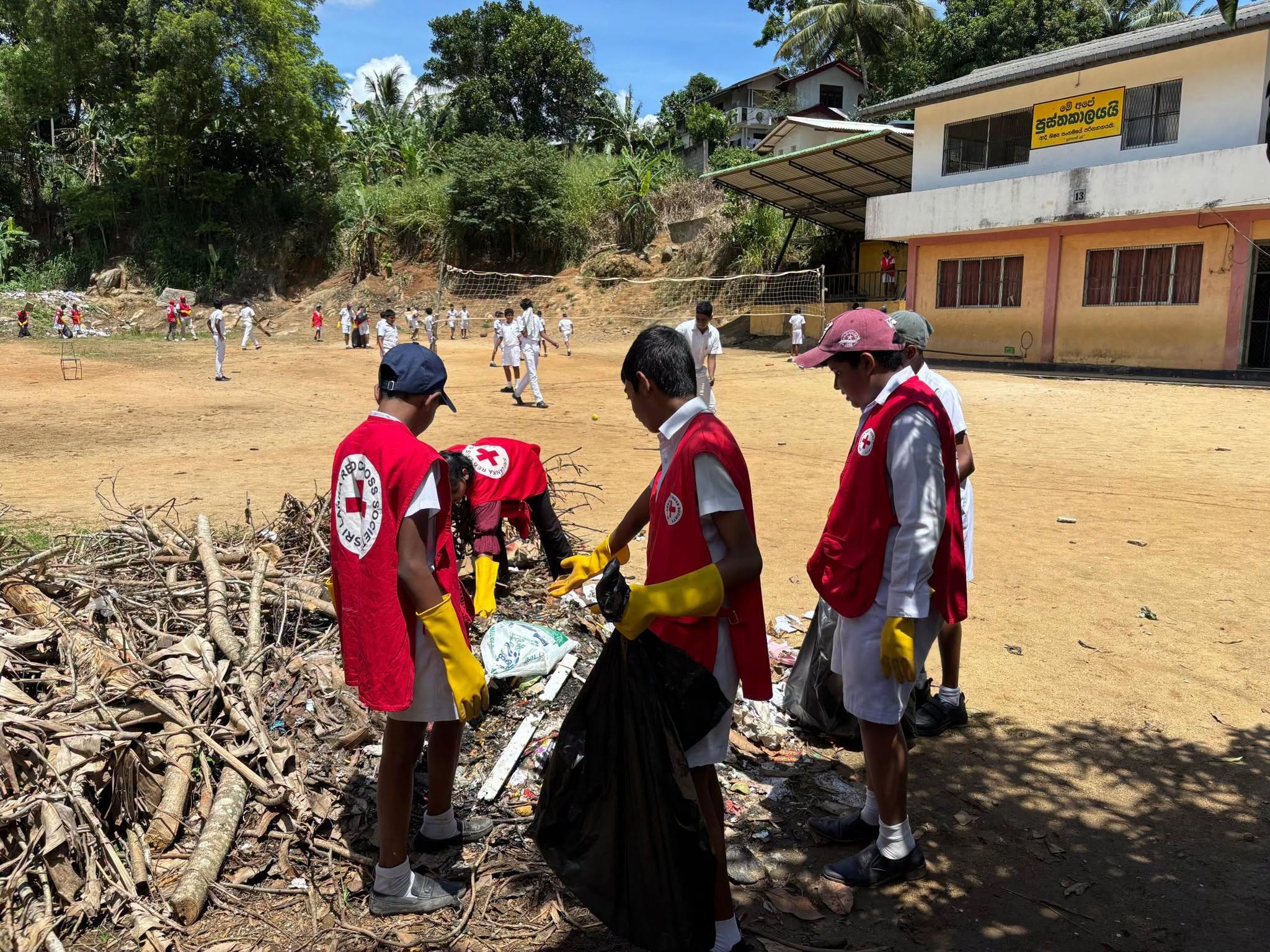 Sri Lanka Red Cross Society Conducts Dengue Awareness and School Cleaning Programme in Rabukkana